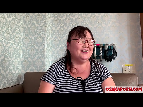❤️ Fat Japanese mom a 'sealltainn a h-mòr tits agus a' còrdadh ri feise dèideag. Tha màthair Àisianach 51-bliadhna a’ bruidhinn mun eòlas gnèitheasach aice. Yukiko 1 OSAKAPORN milf reamhar Porno leinn ❌️❤