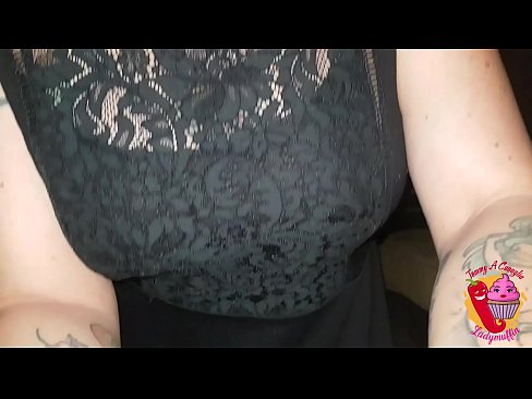 ❤️ Slutty stepister a 'toirt dha blowjob agus Spàinntis Porno  leinn  ❌️❤